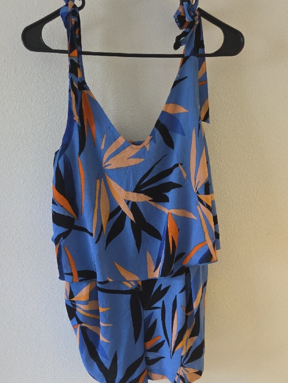 Blue Tropical-Print Sleeveless Romper - Picture 2 of 5